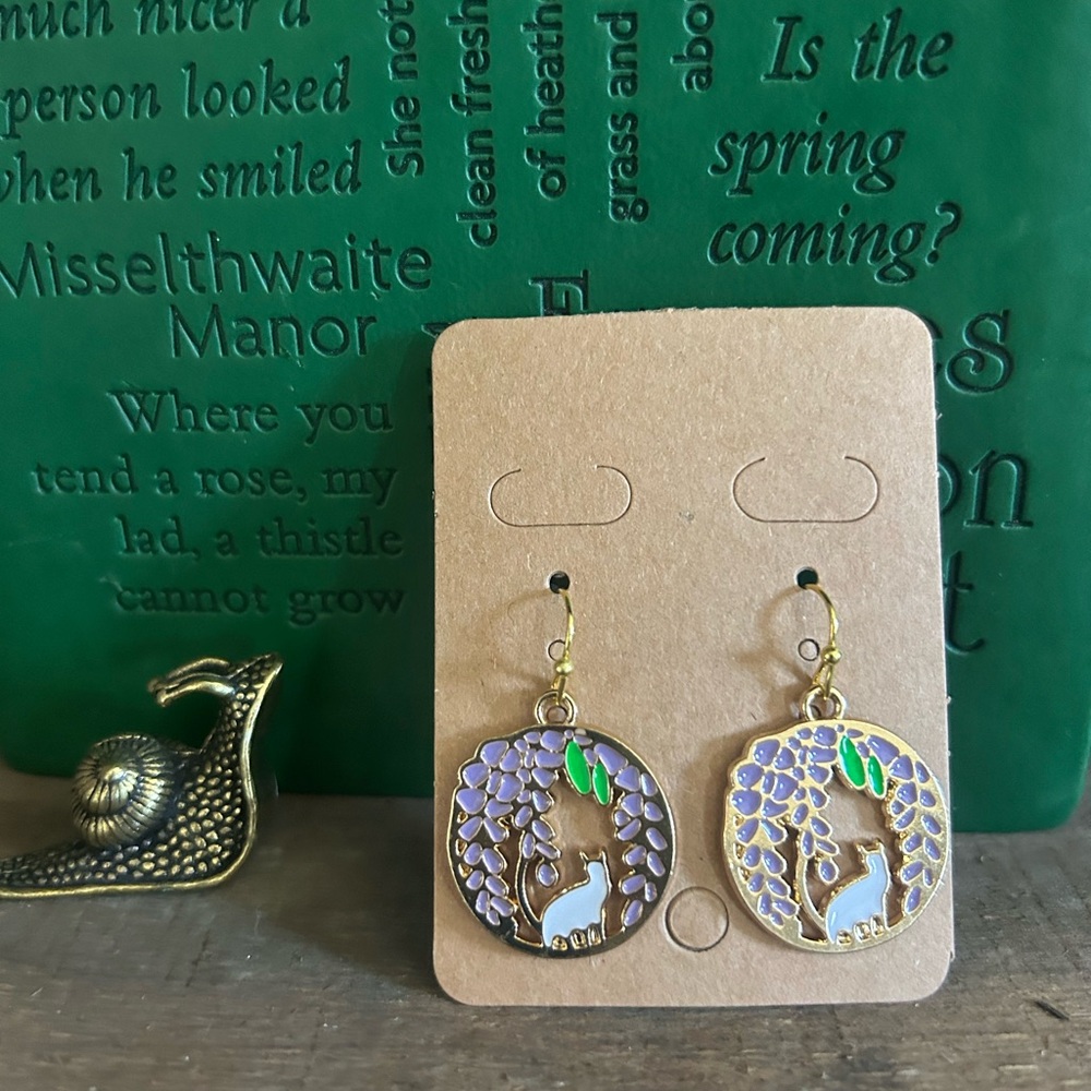 NWT Handmade Purple Wisteria white cat earrings